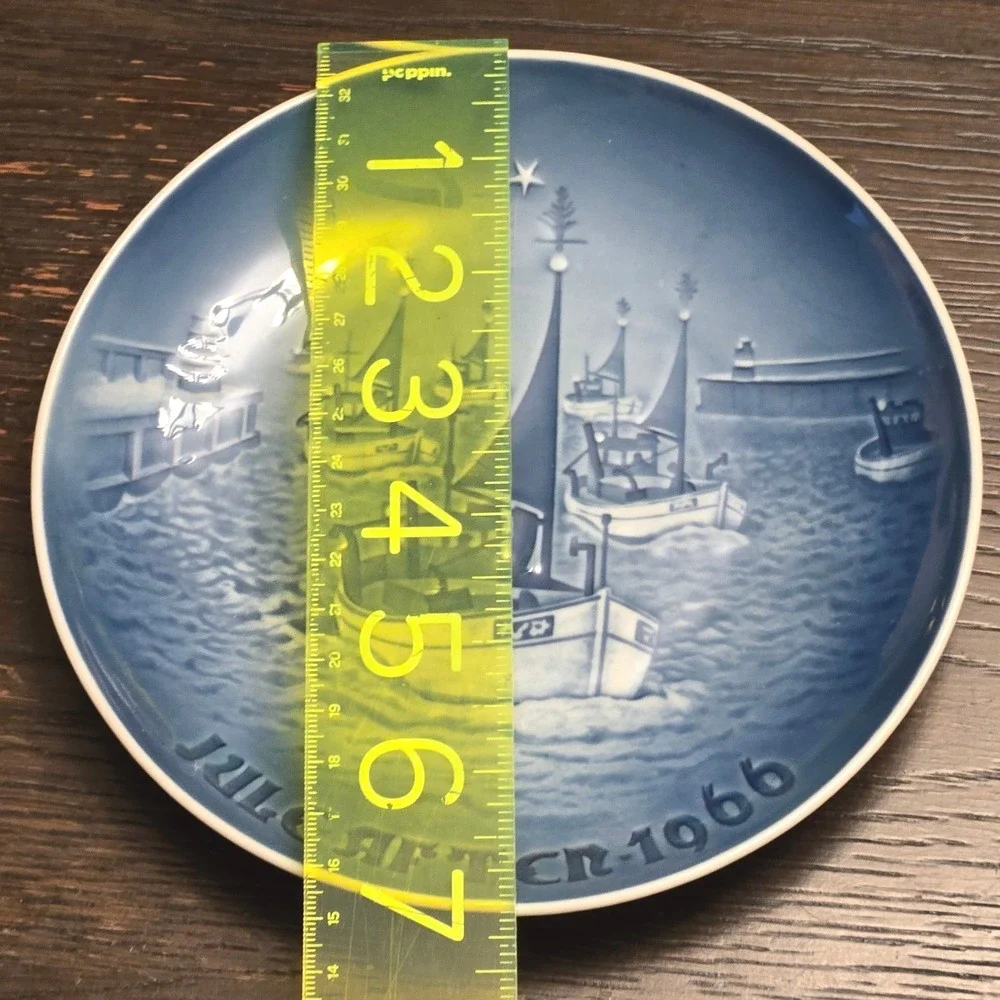 1966 Bing & Grondahl Home for Christmas Blue White Porcelain Collector Plate